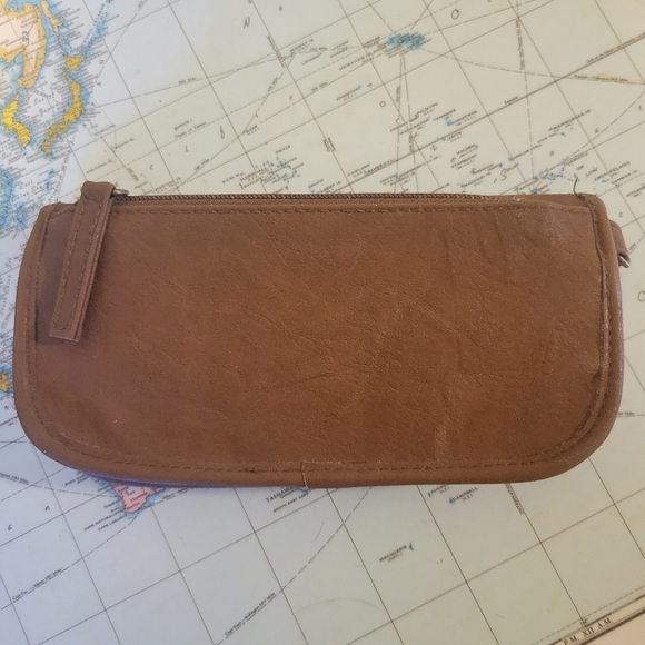 Roxy Tan Leather Wallet - Picture 2 of 5
